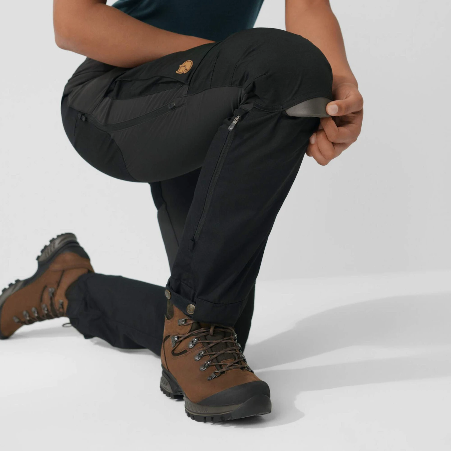 FJÄLLRÄVEN KEB TROUSERS W SHORT Damen - Trekkinghose – Bild 11